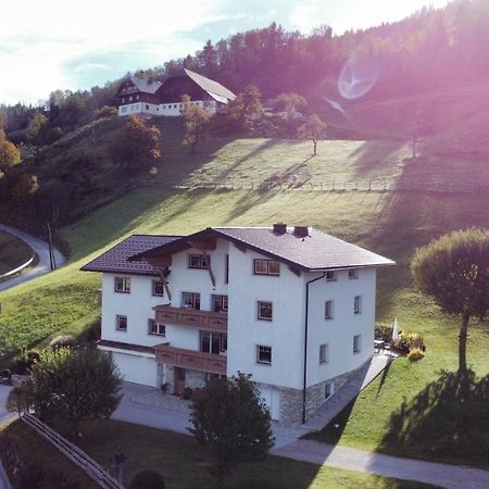 Mawa Lägenhet Oberhausberg Exteriör bild